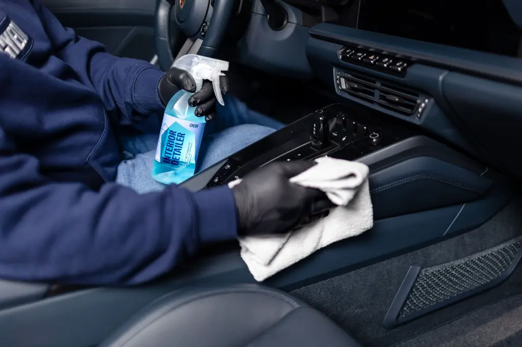 A. InteriorDetailer #6.webp