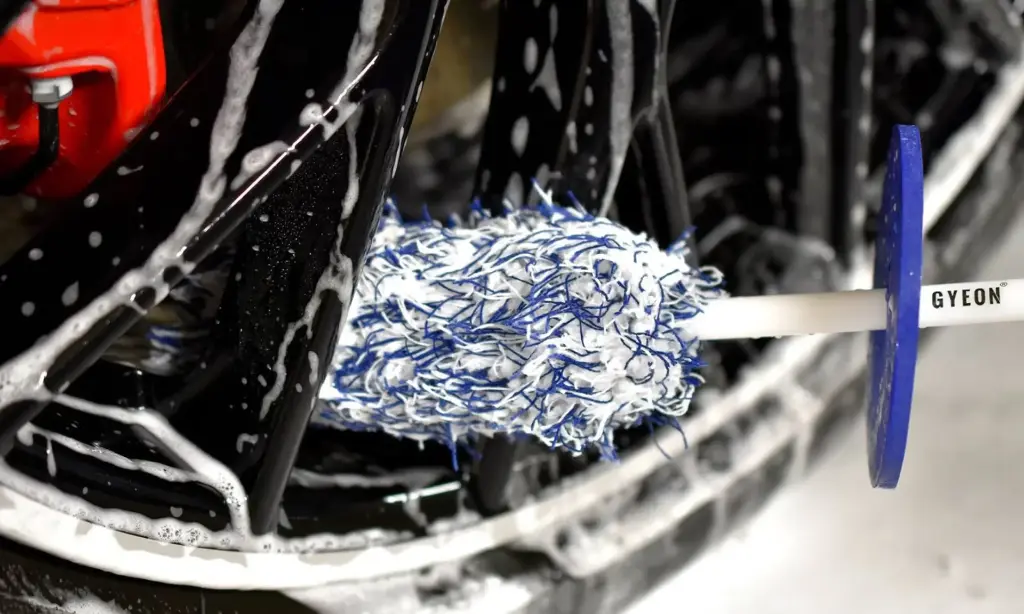 2500x1600q2mwheelbrush-1920x1152.webp
