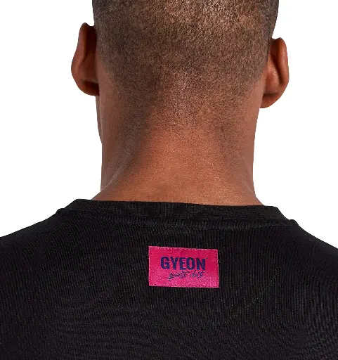 benefits_1280x1360_tshirt_black_1.webp