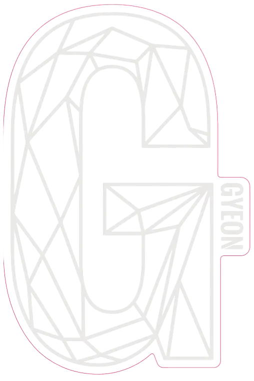 G Sticker Medium